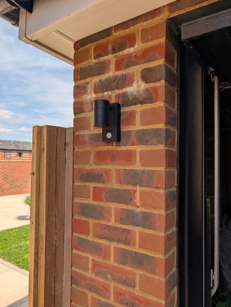 External socket installation